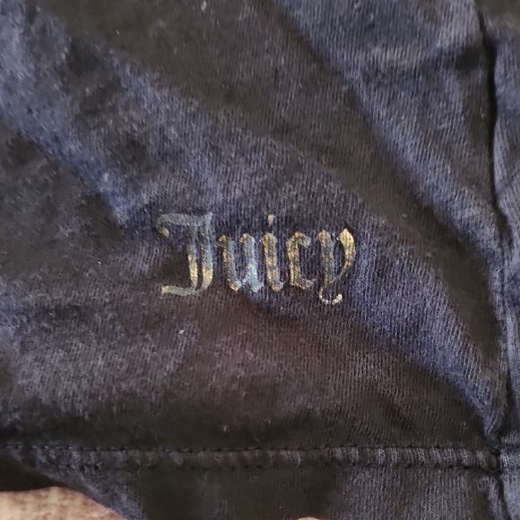 Juicy Couture Black Sleeveless Top with Pink Hashtag Graphic - Picture 4 of 8